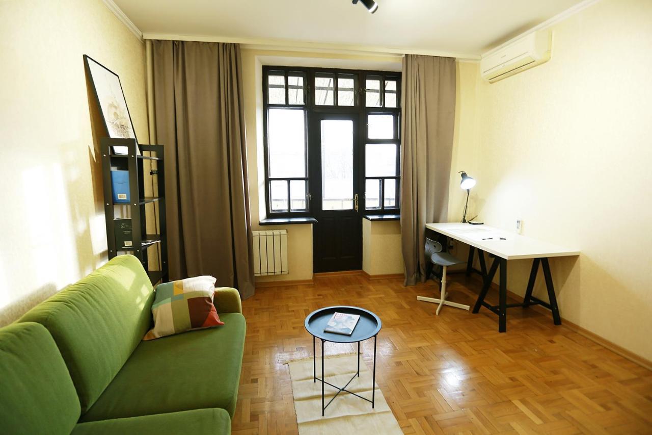 City Garden Apartments Odessa Buitenkant foto